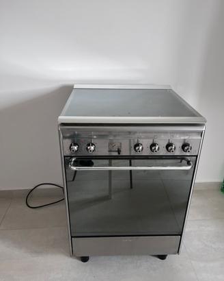 Cucina SMEG Semiprofessionale