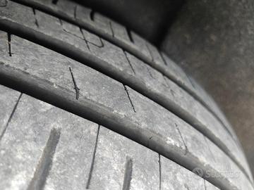  gomme  usate  da 16000 km 