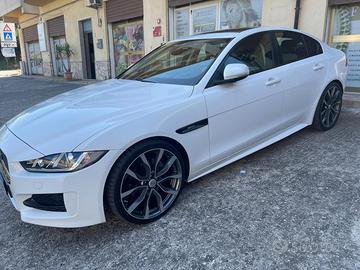 Jaguar xe (x760) - 2016 allestimento r-sport