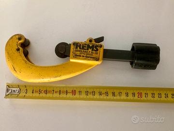 Tagliatubi professionale Rems