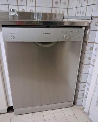 Lavastoviglie BOSH Libera Installazione Inox