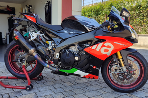 Aprilia rsv4 rf 18