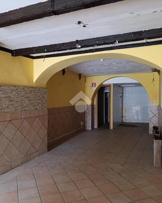 NEGOZIO A ARICCIA