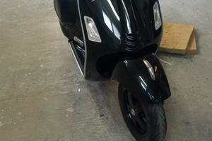 vespa GTS 300 hpe