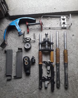 lotto ricambi Piaggio ciao /si/ bravo / tuboni