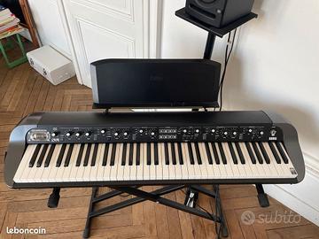 Piano Korg SV1