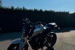 Moto Honda CB 125 R