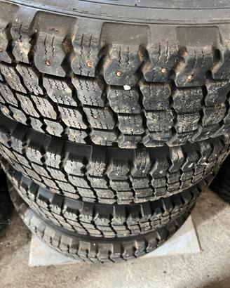 Gomme chiodate 195 80 15