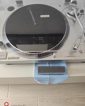Giradischi AUDIOTECHNICAAT-LP120XUSB