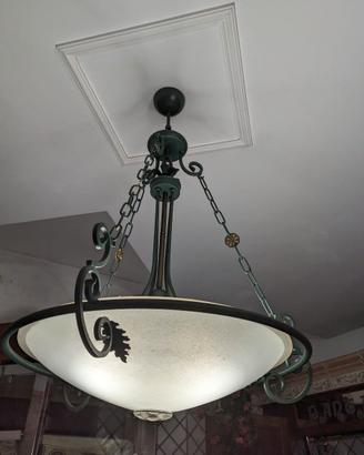 Lampadari in ferro battuto con vetro di Murano