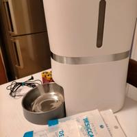 distributore automatico crocchette 