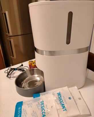 distributore automatico crocchette 