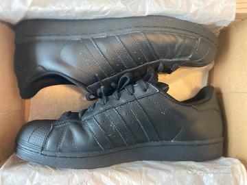 Adidas superstar