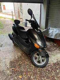 125 4t Yamaha skyliner