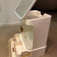 Porta trucchi e smalti