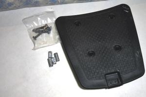 PIASTRA BAULETTO ZIP PIAGGIO 272622