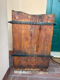 Antico e grande ceppo da macellaio