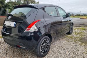 Lancia Ypsilon 1.2 Full Optional 2015