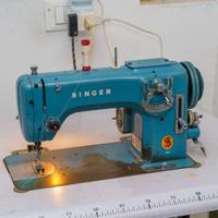 Macchina da cucire Singer 807 semiprofessionale