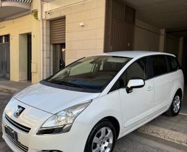 Peugeot 5008 Premium