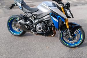 Suzuki gsx-s 1000