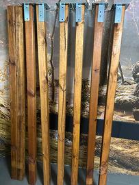 Set 8 Pali in Legno Trattati + 6 Staffe Ancoraggio
