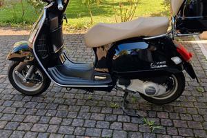 Vespa gts 250ie 