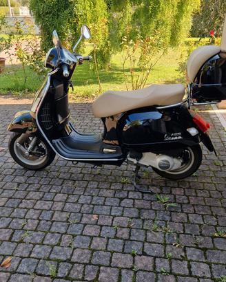 Vespa gts 250ie 