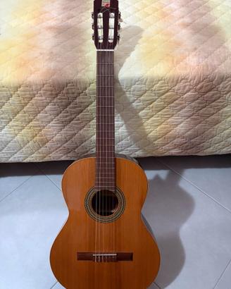 Chitarra classica Alhambra