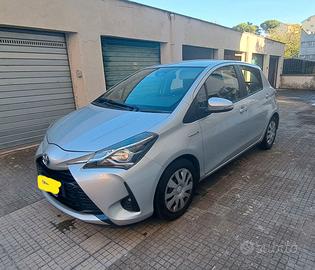 Toyota Yaris Active 1.5 Hybrid 5 porte 50.000 km