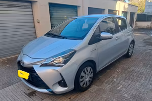 Toyota Yaris Active 1.5 Hybrid 5 porte 50.000 km