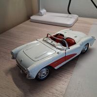 Modellino Chevrolet Corvette marca Bburago