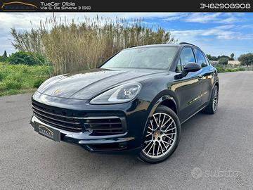Porsche Cayenne 3.0 Platinum Edition #4167