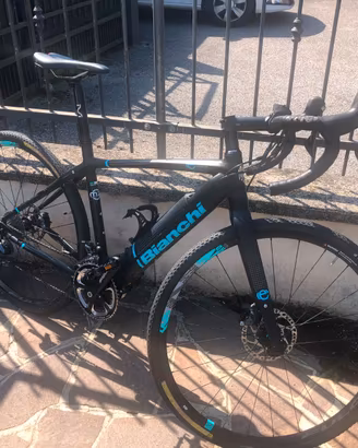 Bianchi E-Road Gravel Elettrica