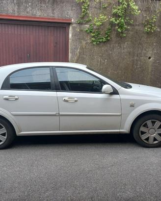 Chevrolet lacetti 2.0TD cambio automatico