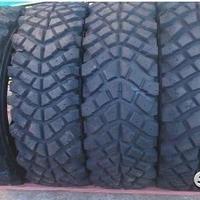 4 gomme usate 235 75 15 ricoperte