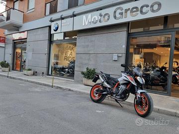 KTM 890 Duke R my20