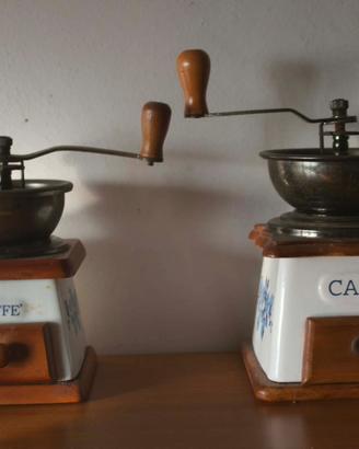 2 macina caffè vintage piccolo e medio