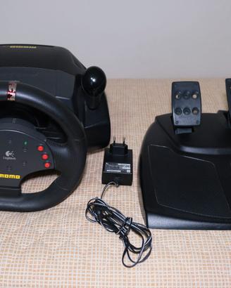 Volante Logitech Momo Racing Force Feedback