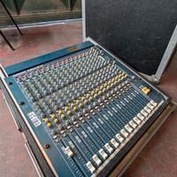 Mixer Allen & Heath Wizard 16