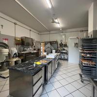 NEGOZIO A BRUSAPORTO