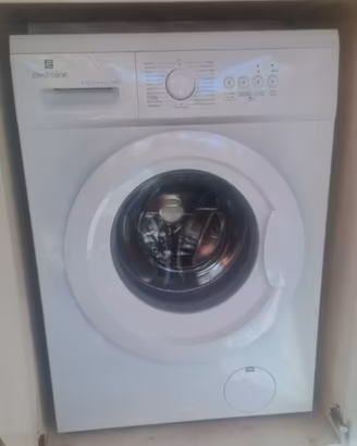 Lavatrice con caricamento frontale 5 kg