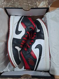 Jordan One Mid bianche nere e rosse. Numero 41. 