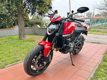 Ducati Monster 937 Plus 2025 – 2.345 km