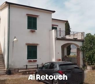 Villa bifamiliare - due appartamenti indipendenti