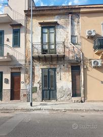 Palazzina indipendente - ii livelli - con giardino