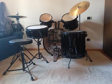 Batteria musicale Peace con accessori