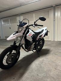 Yamaha WR 125 - 2016