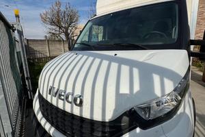 Veicolo commerciale cassonato iveco daily 35c16 eu