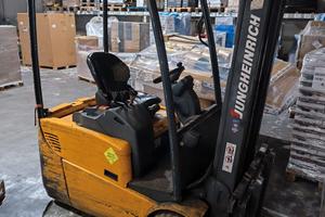 Carrello Elevatore JUNGHEINRICH EFG115 muletto